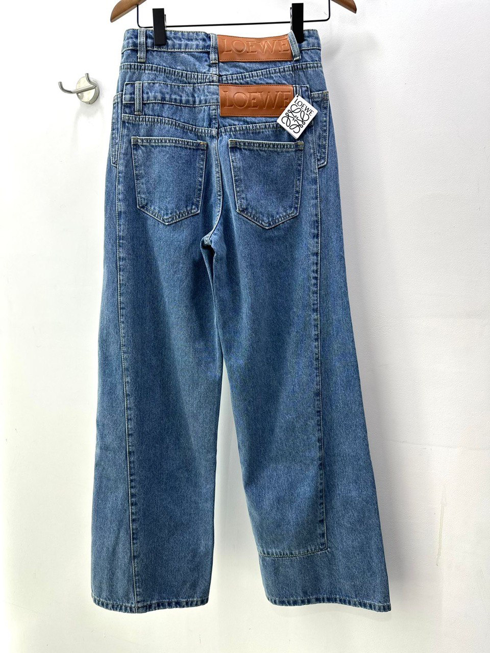 ДЖИНСЫ LOEWE детальное фото