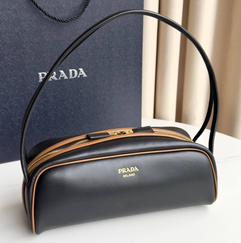 СУМКА PRADA фото