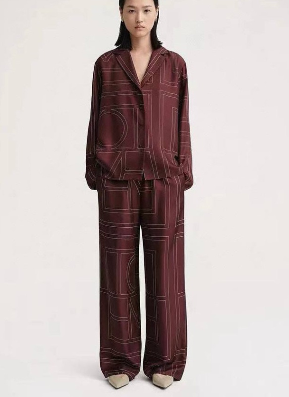 КОСТЮМ TOTEME фото