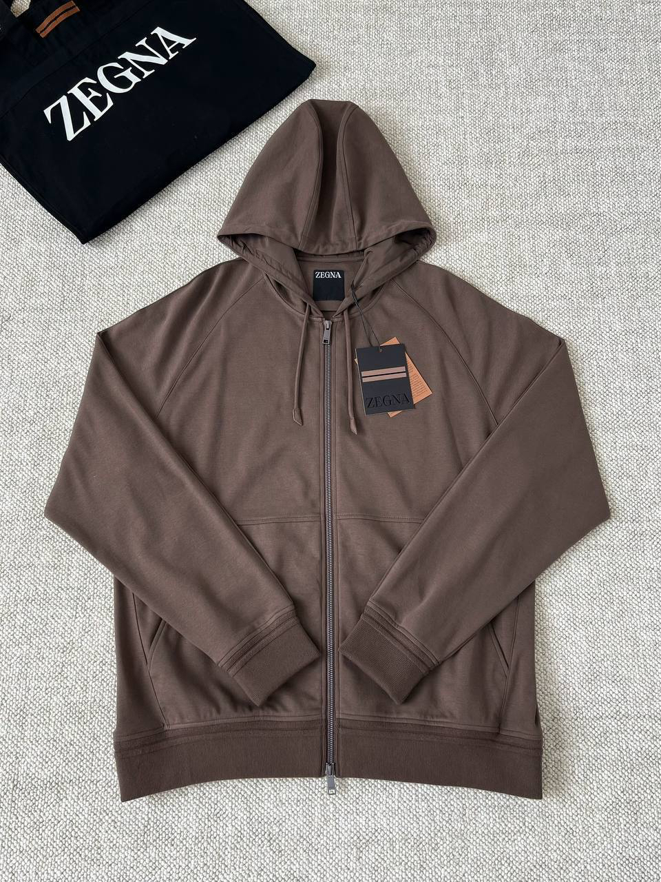 МУЖСКОЙ КОСТЮМ ZEGNA детальное фото