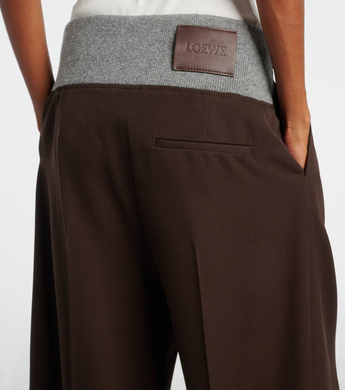 КОСТЮМ LOEWE детальное фото