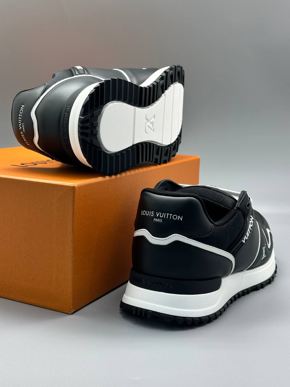 МУЖСКИЕ КРОССОВКИ LOUIS VUITTON детальное фото