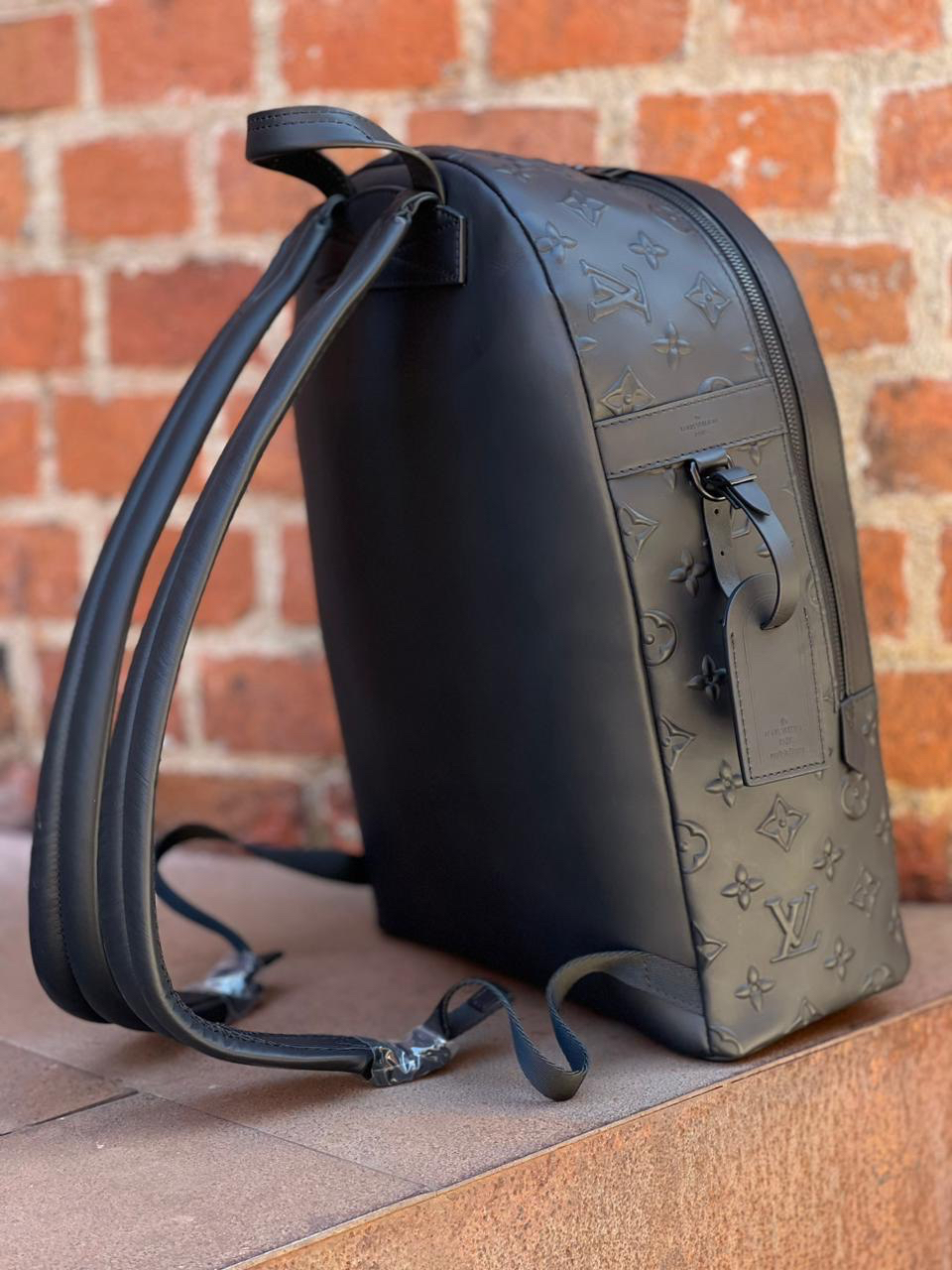 МУЖСКОЙ РЮКЗАК LOUIS VUITTON детальное фото