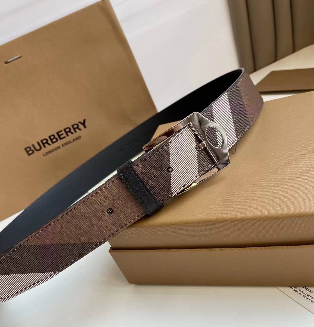 ЖЕНСКИЙ РЕМЕНЬ BURBERRY детальное фото