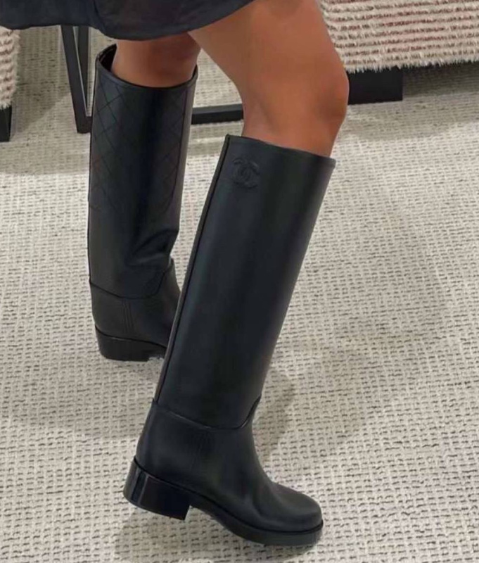 САПОГИ CHANEL фото