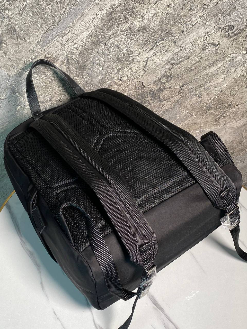 МУЖСКОЙ РЮКЗАК PRADA детальное фото