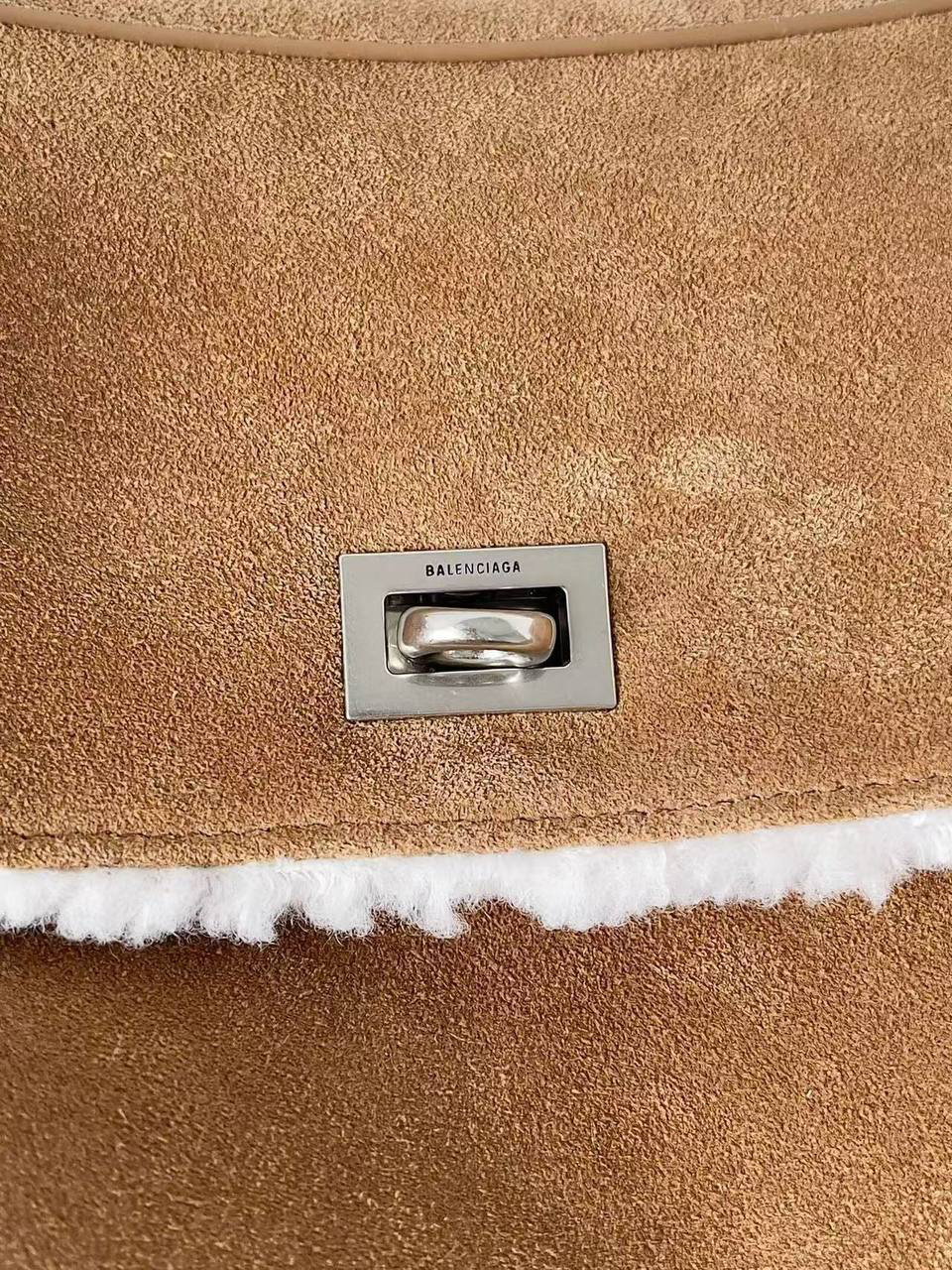 СУМКА BALENCIAGA RODEO детальное фото