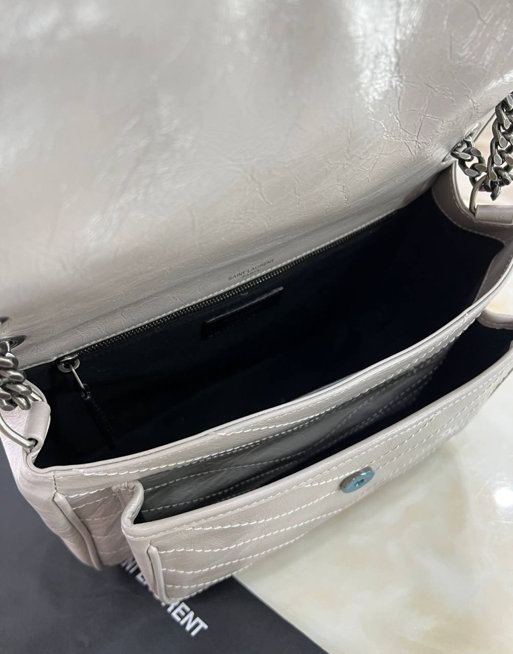 СУМКА SAINT LAURENT NIKI MEDIUM детальное фото