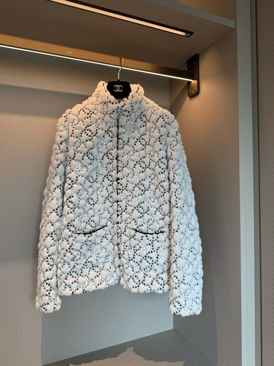 КУРТКА CHANEL детальное фото