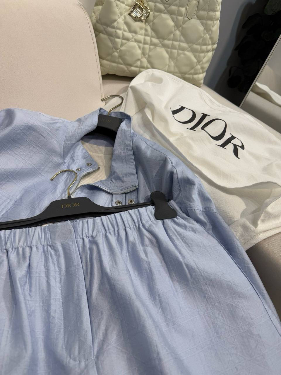 КОСТЮМ CHRISTIAN DIOR детальное фото