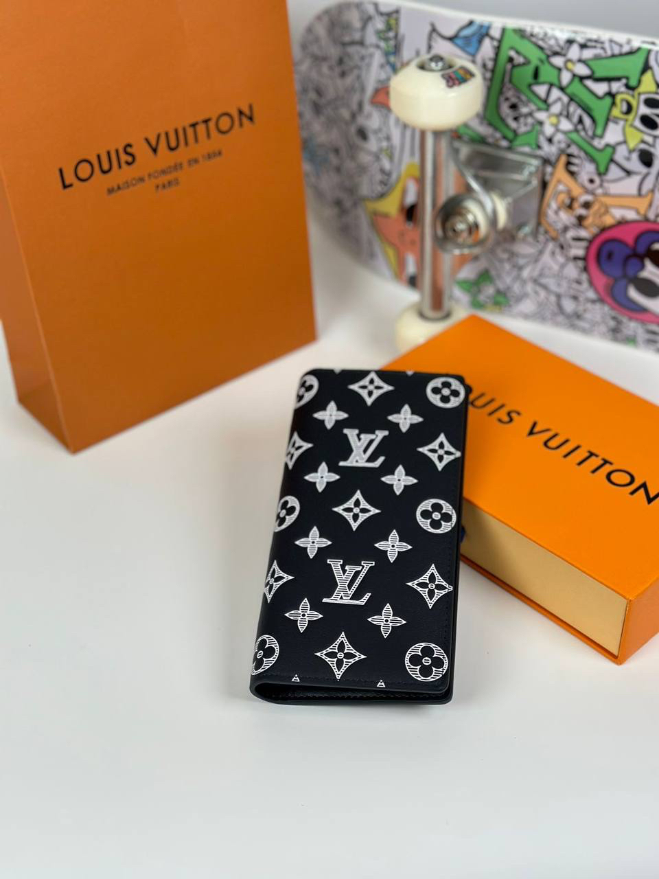 МУЖСКОЙ ПОРТМОНЕ LOUIS VUITTON детальное фото