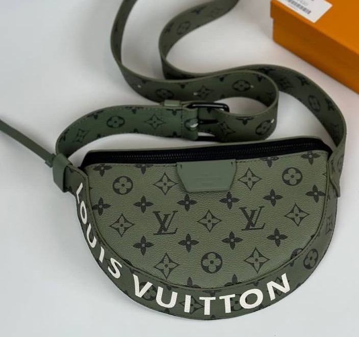 МУЖСКАЯ СУМКА СЛИНГ LOUIS VUITTON фото