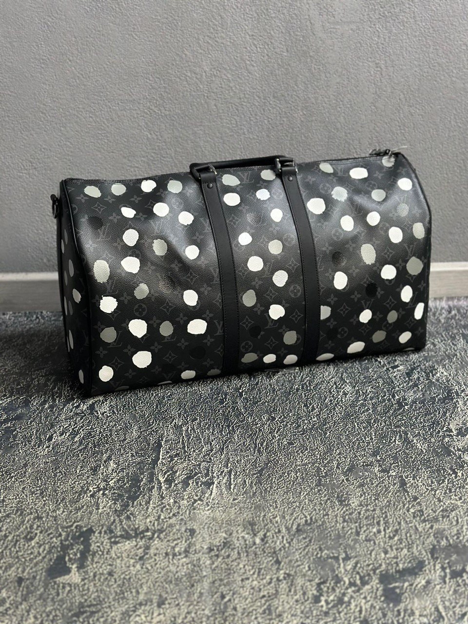 ДОРОЖНАЯ СУМКА LOUIA VUITTON детальное фото