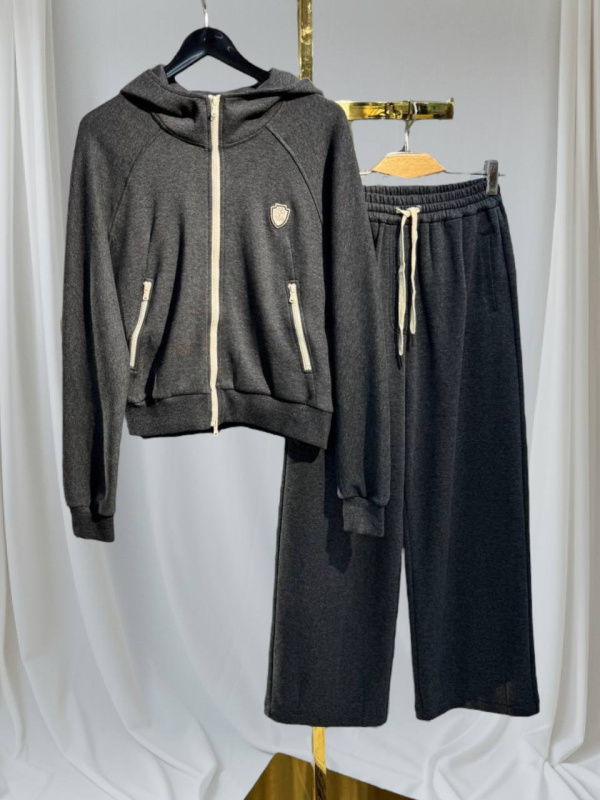 КОСТЮМ BRUNELLO CUCINELLI фото