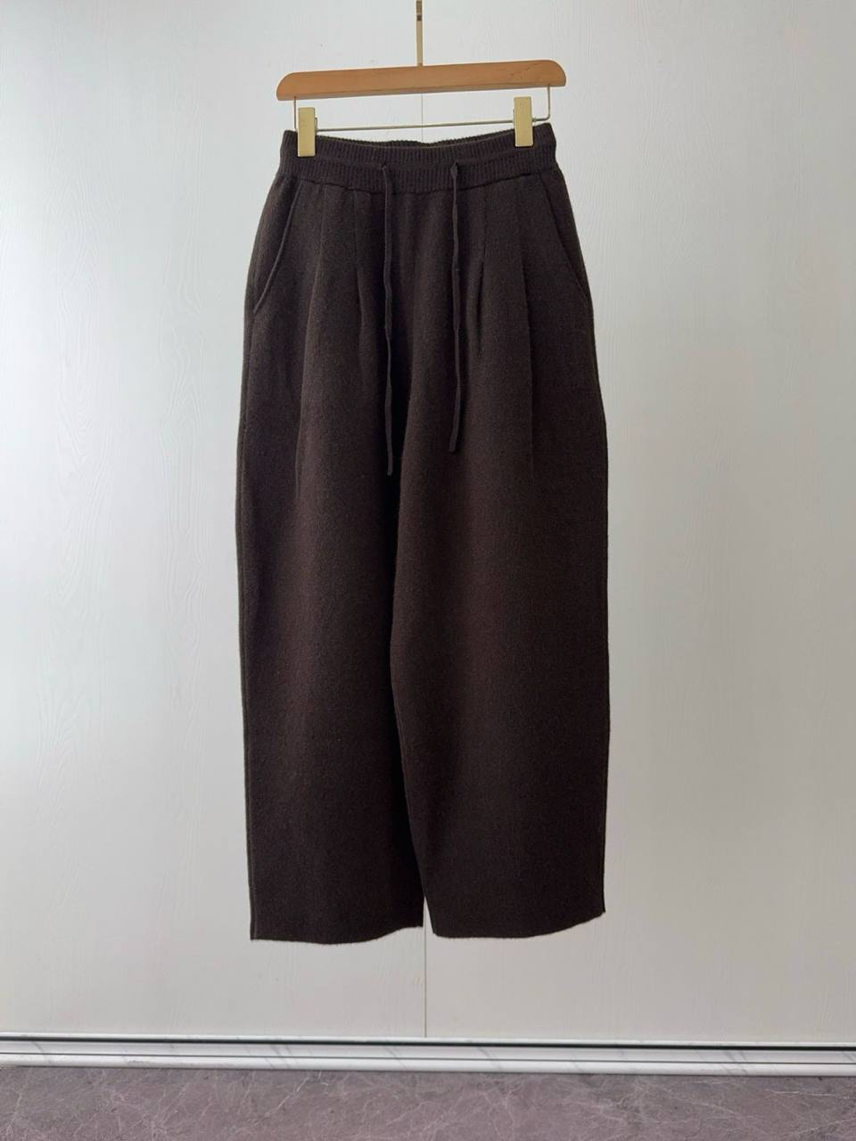 КОСТЮМ LORO PIANA детальное фото