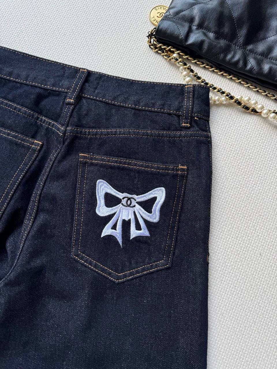 ДЖИНСЫ CHANEL детальное фото