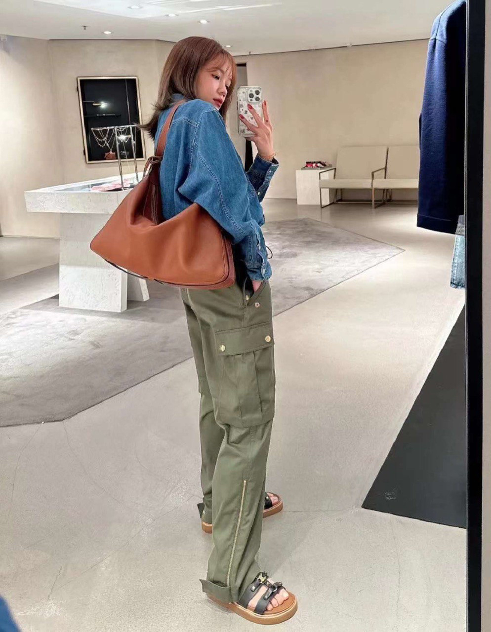 БРЮКИ CELINE детальное фото