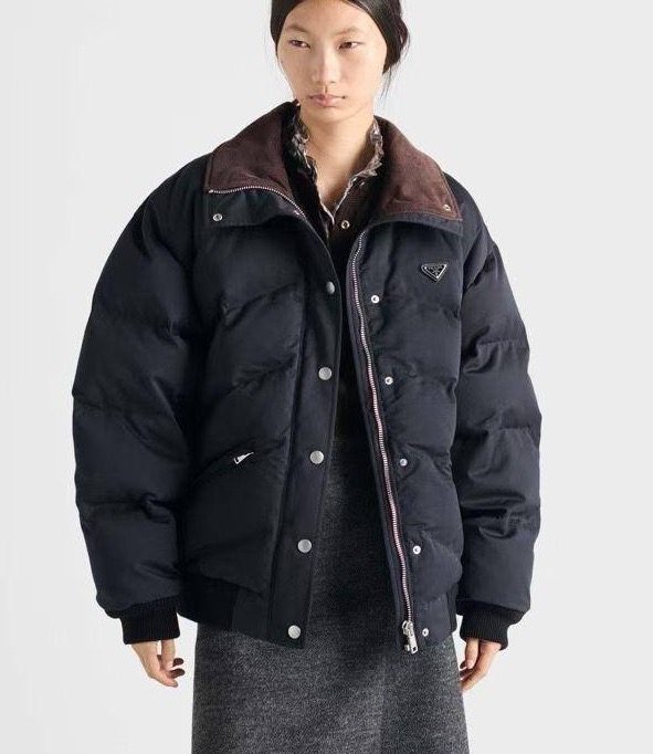 ПУХОВИК КУРТКА PRADA фото