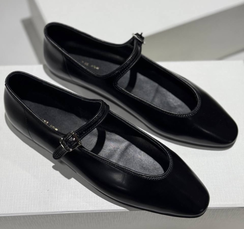 БАЛЕТКИ THE ROW фото