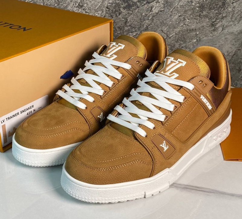МУЖСКИЕ КРОССОВКИ LOUIS VUITTON фото