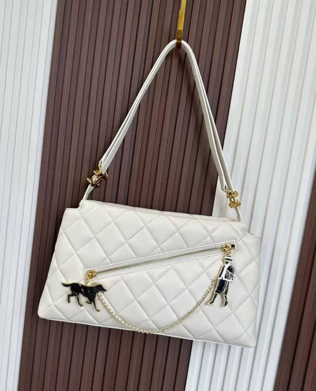 СУМКА CHANEL фото