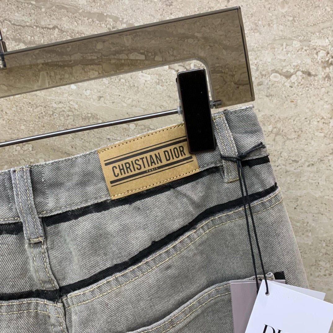 ДЖИНСЫ CHRISTIAN DIOR детальное фото