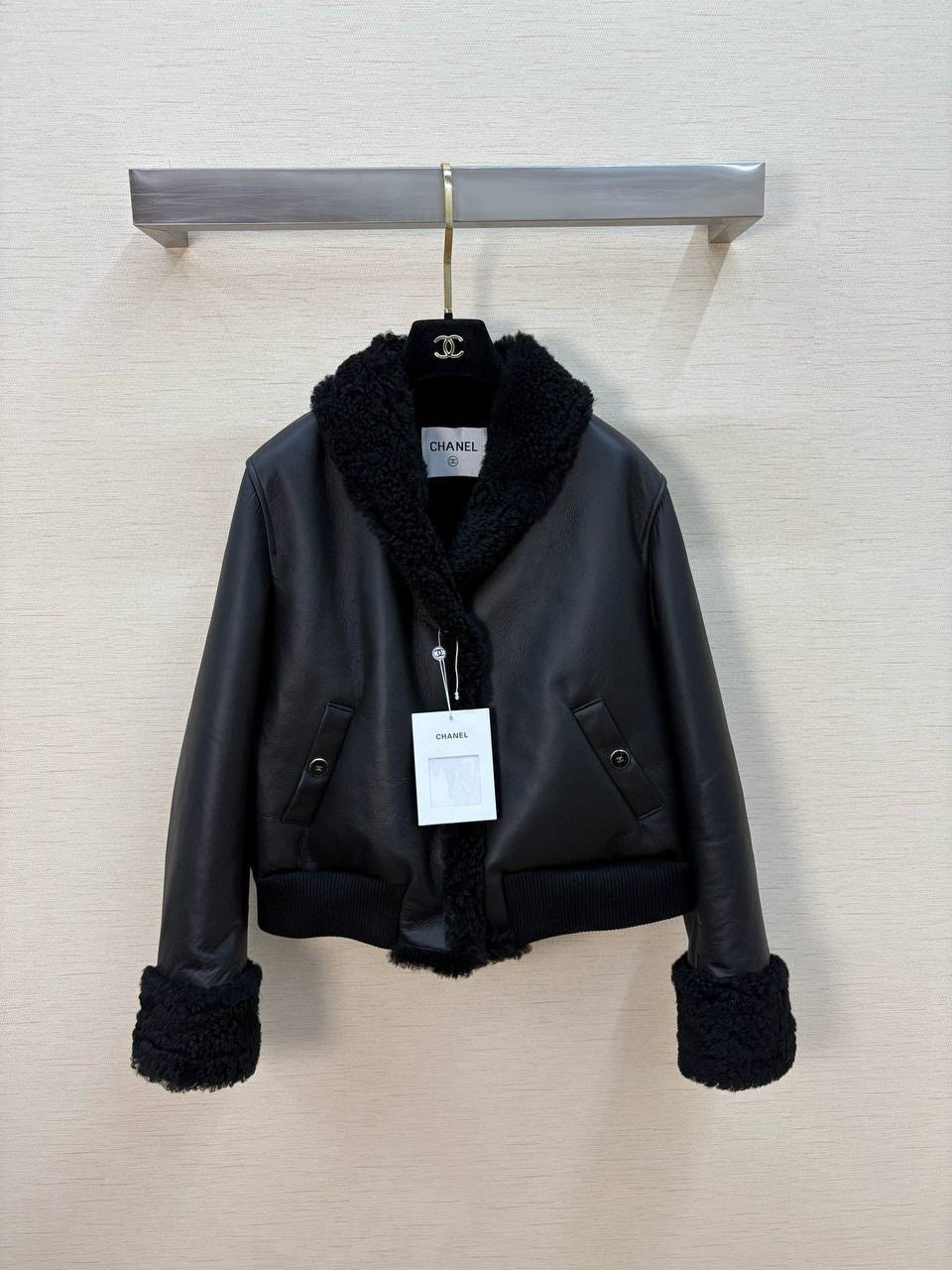 ДУБЛЕНКА CHANEL детальное фото