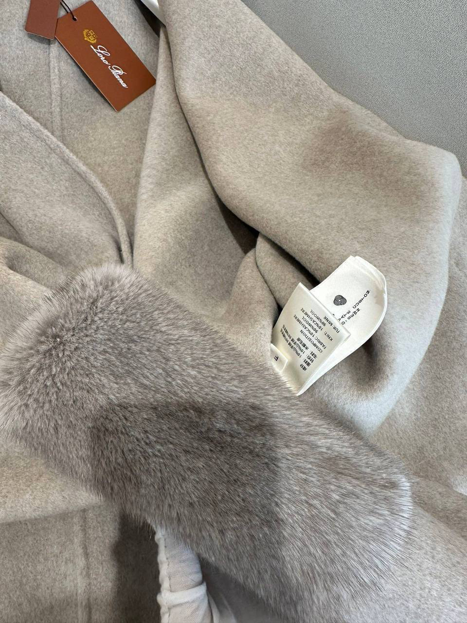 ПАЛЬТО LORO PIANA детальное фото