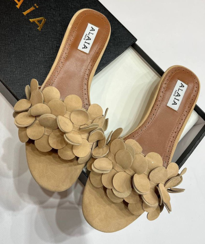 ШЛЕПКИ ALAIA фото