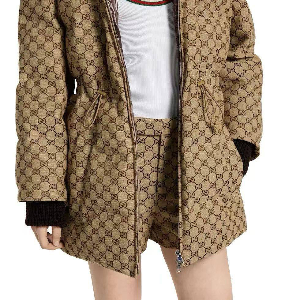 ПУХОВИК GUCCI детальное фото