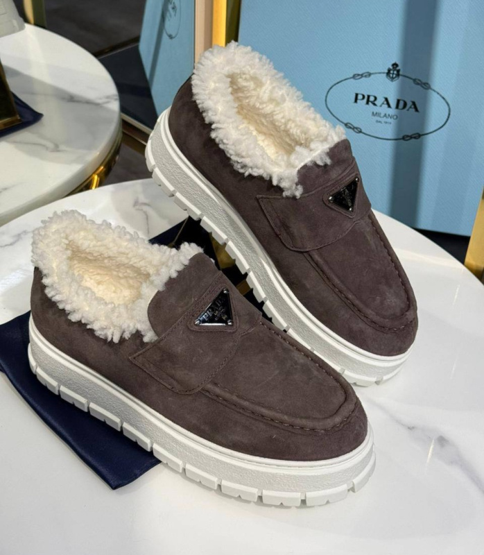 ЛОФЕРЫ PRADA фото