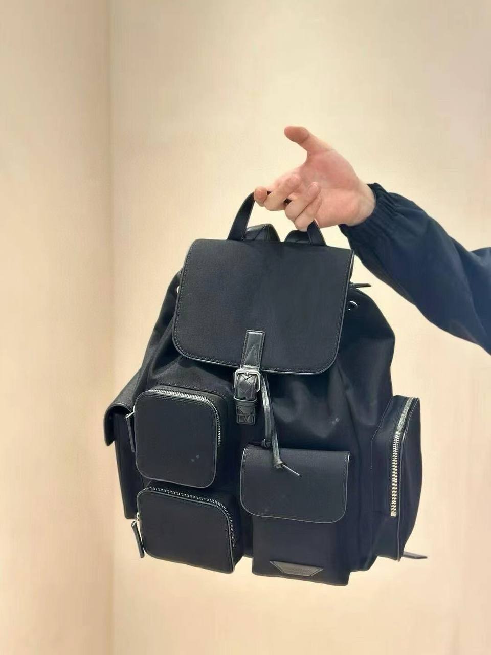 МУЖСКОЙ РЮКЗАК BOTTEGA VENETA детальное фото