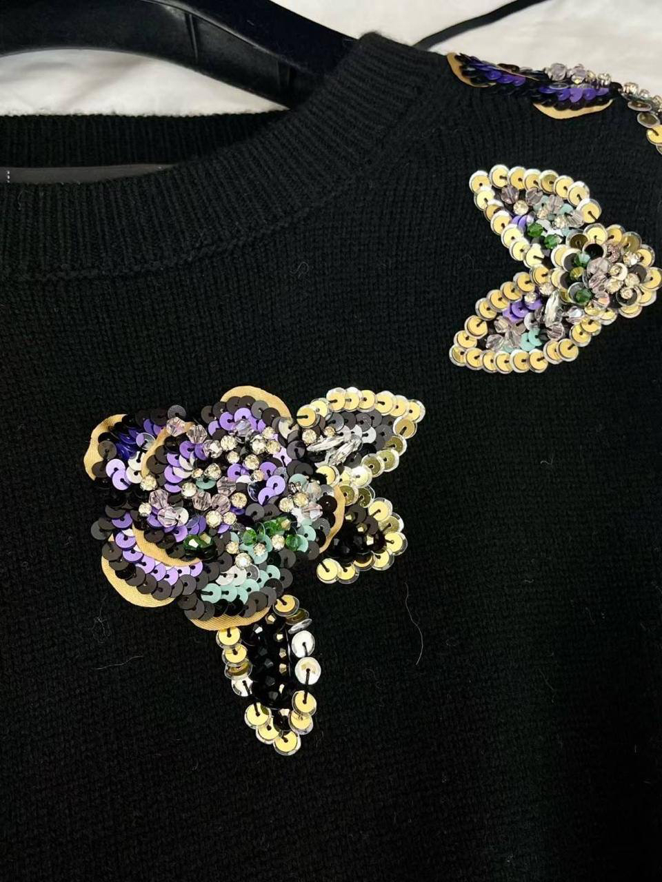 СВИТЕР CHANEL детальное фото