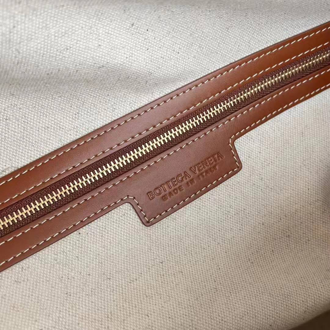 ДОРОЖНАЯ СУМКА BOTTEGA VENETA детальное фото