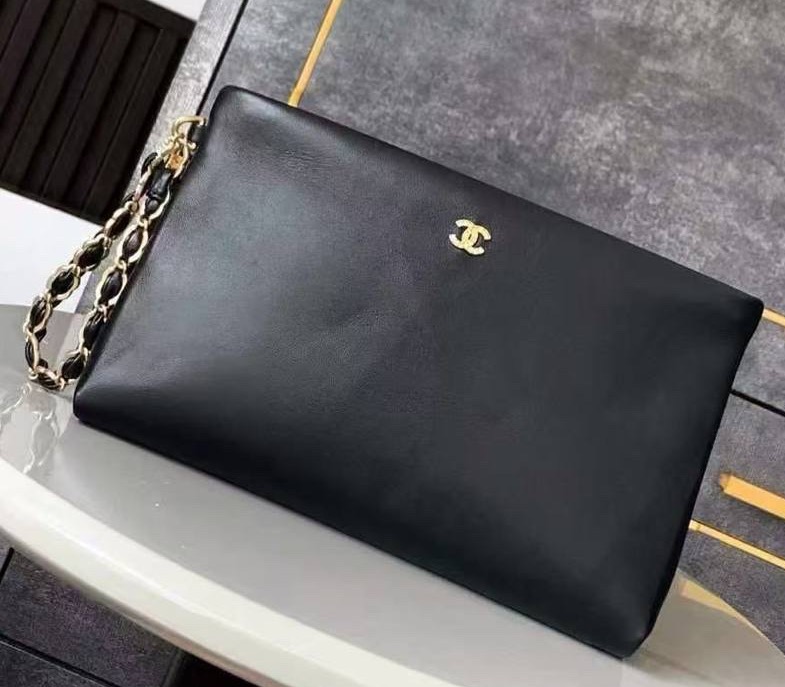 СУМКА КЛАТЧ CHANEL фото