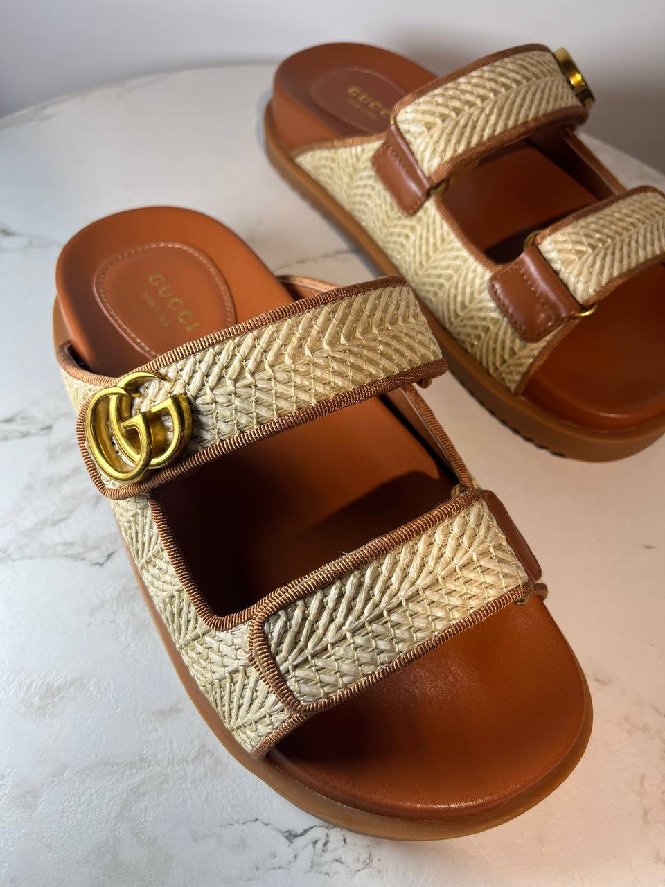 ШЛЕПКИ GUCCI детальное фото