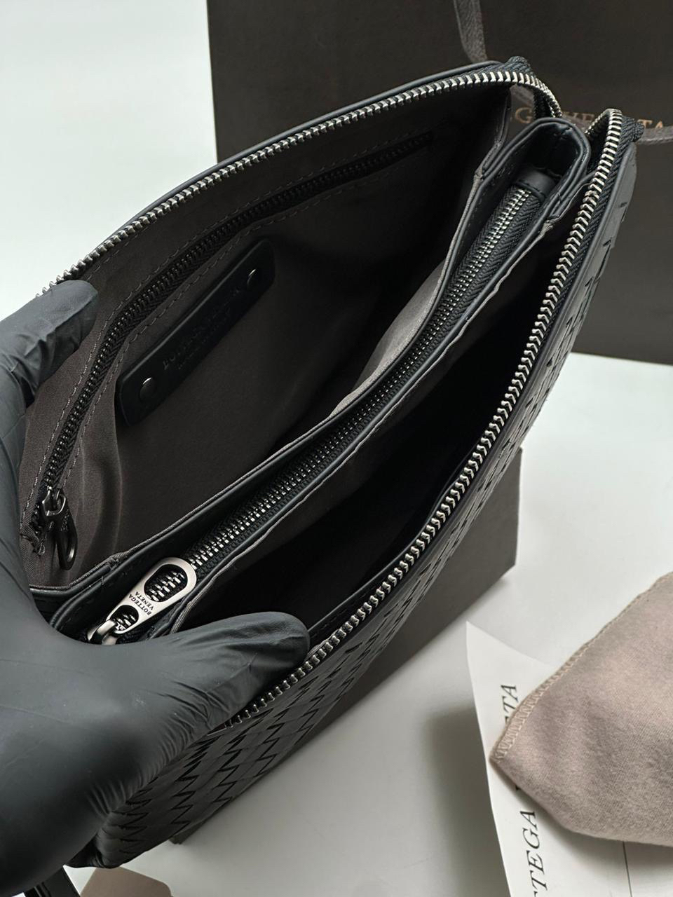 МУЖСКОЙ КОШЕЛЕК BOTTEGA VENETA детальное фото