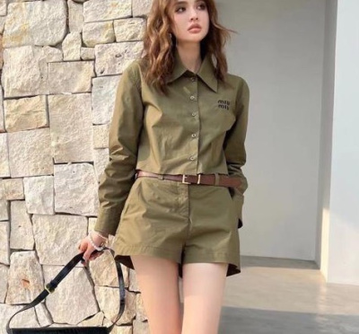 КОСТЮМ MIU MIU фото