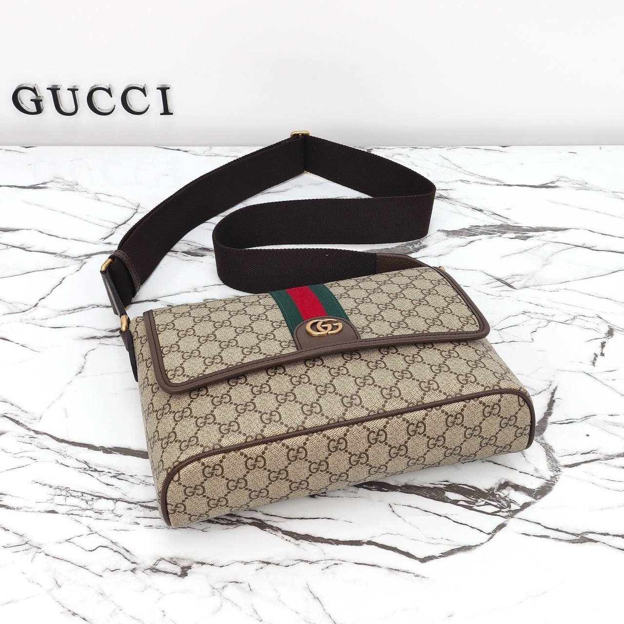 МУЖСКАЯ СУМКА МЕССЕНДЖЕР GUCCI детальное фото