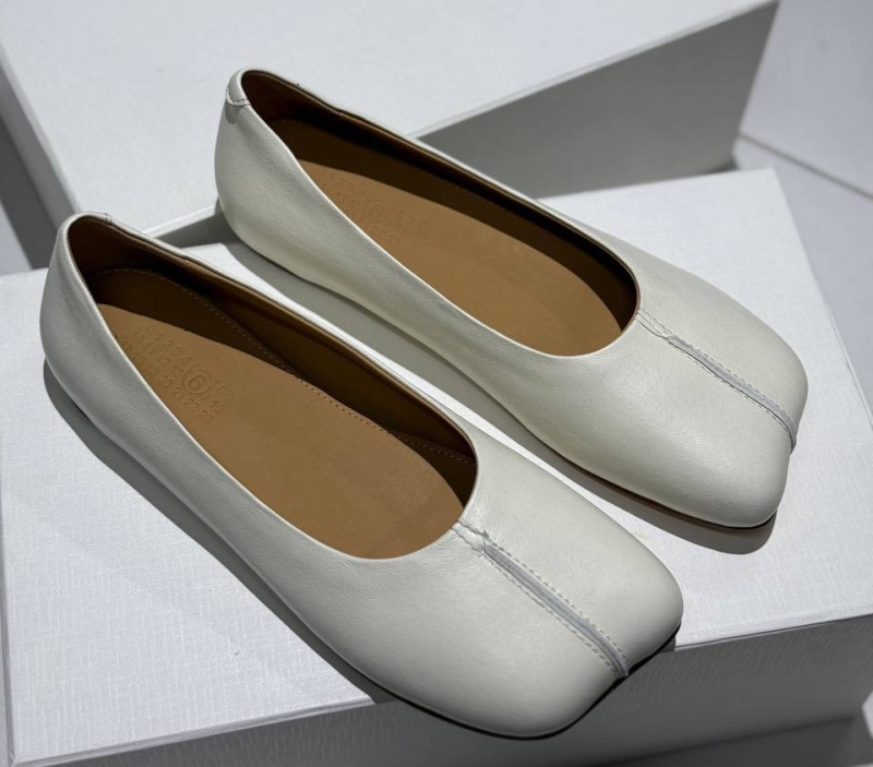 БАЛЕТКИ MAISON MARGIELA фото