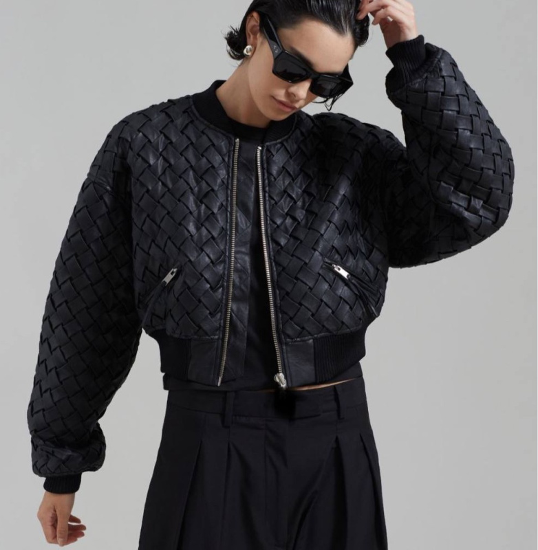 КУРТКА BOTTEGA VENETA фото