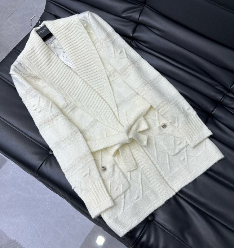 КАРДИГАН CHANEL фото