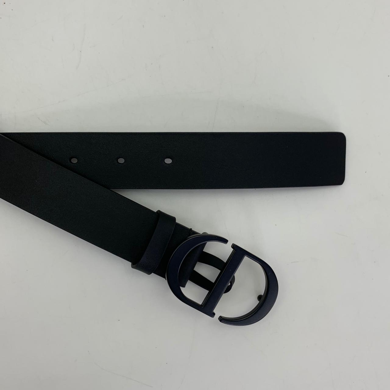 ЖЕНСКИЙ РЕМЕНЬ DIOR детальное фото