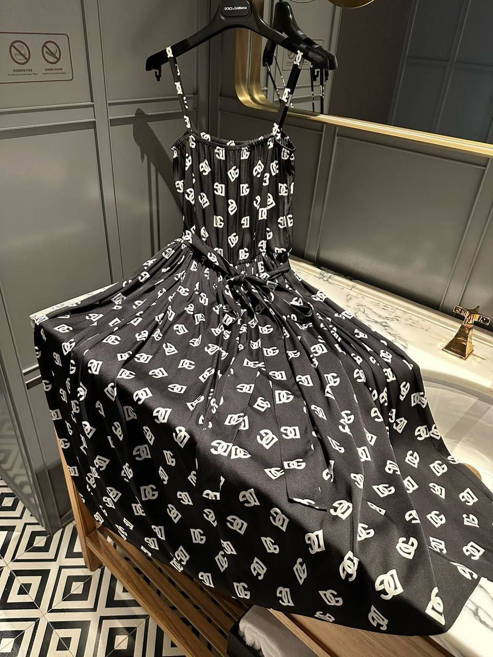 ПЛАТЬЕ DOLCE & GABBANA детальное фото