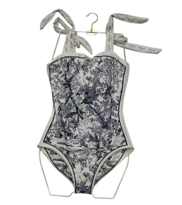 КУПАЛЬНИК CHRISTIAN DIOR фото