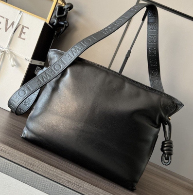 СУМКА LOEWE фото