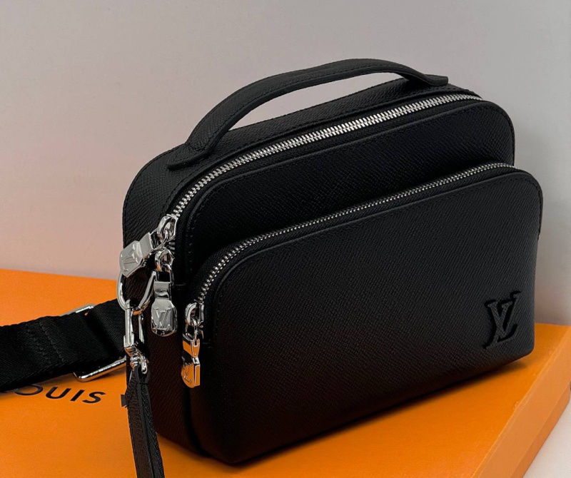 МУЖСКАЯ СУМКА МЕССЕНДЖЕР LOUIS VUITTON фото