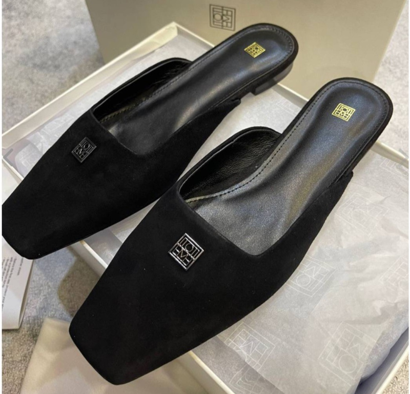 МЮЛИ TOTEME фото