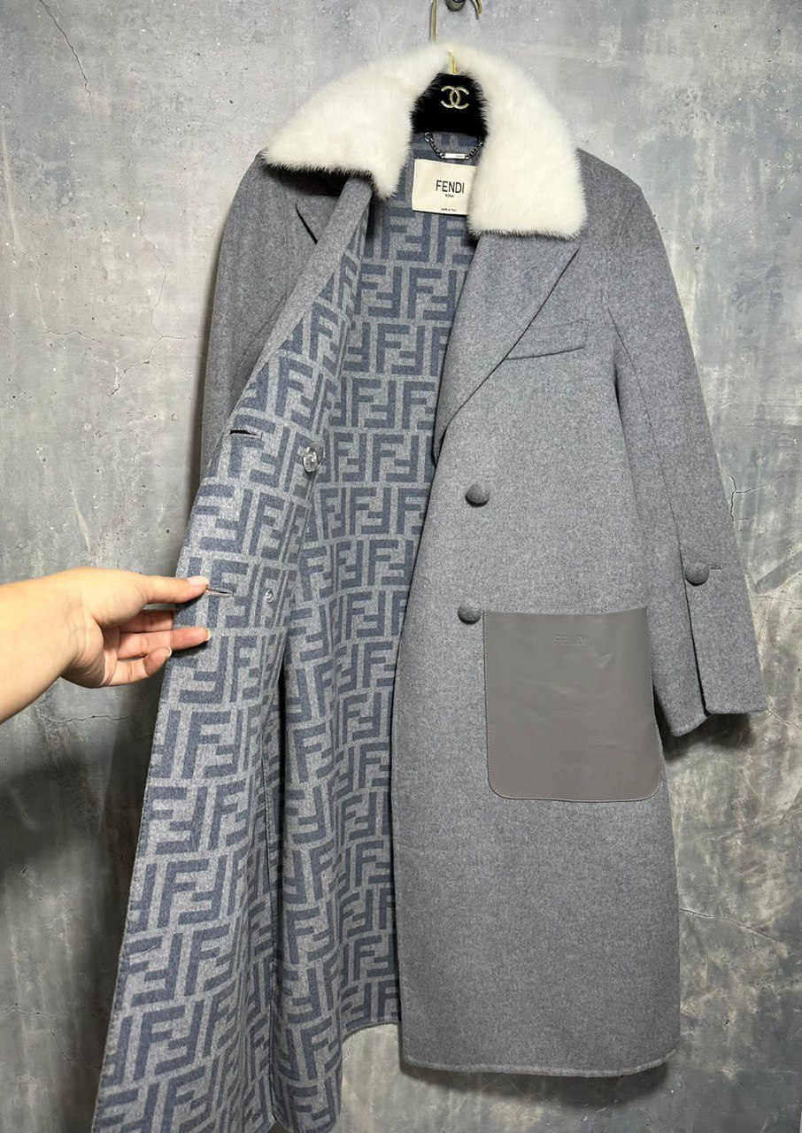 ПАЛЬТО FENDI детальное фото