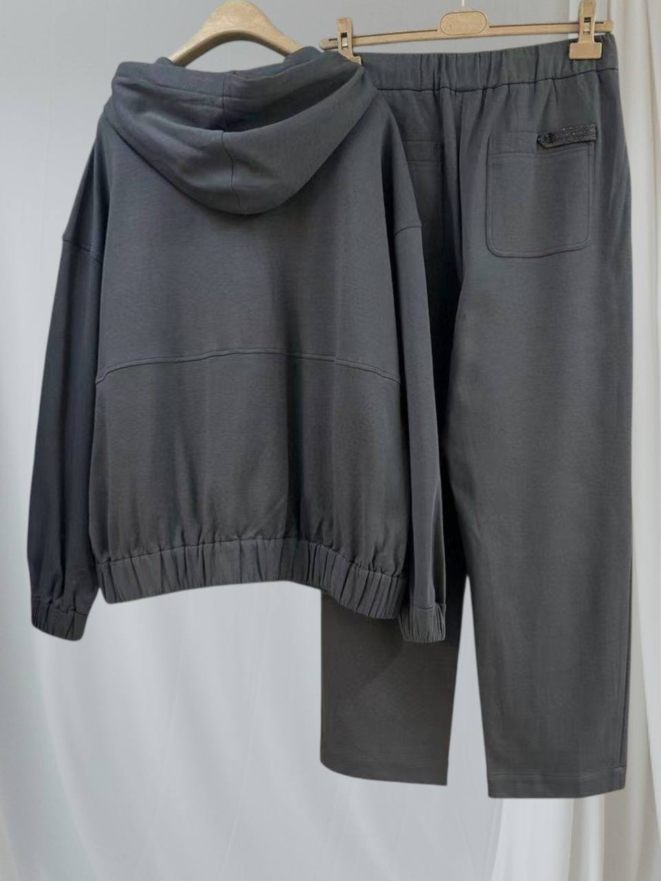 КОСТЮМ BRUNELLO CUCINELLI детальное фото